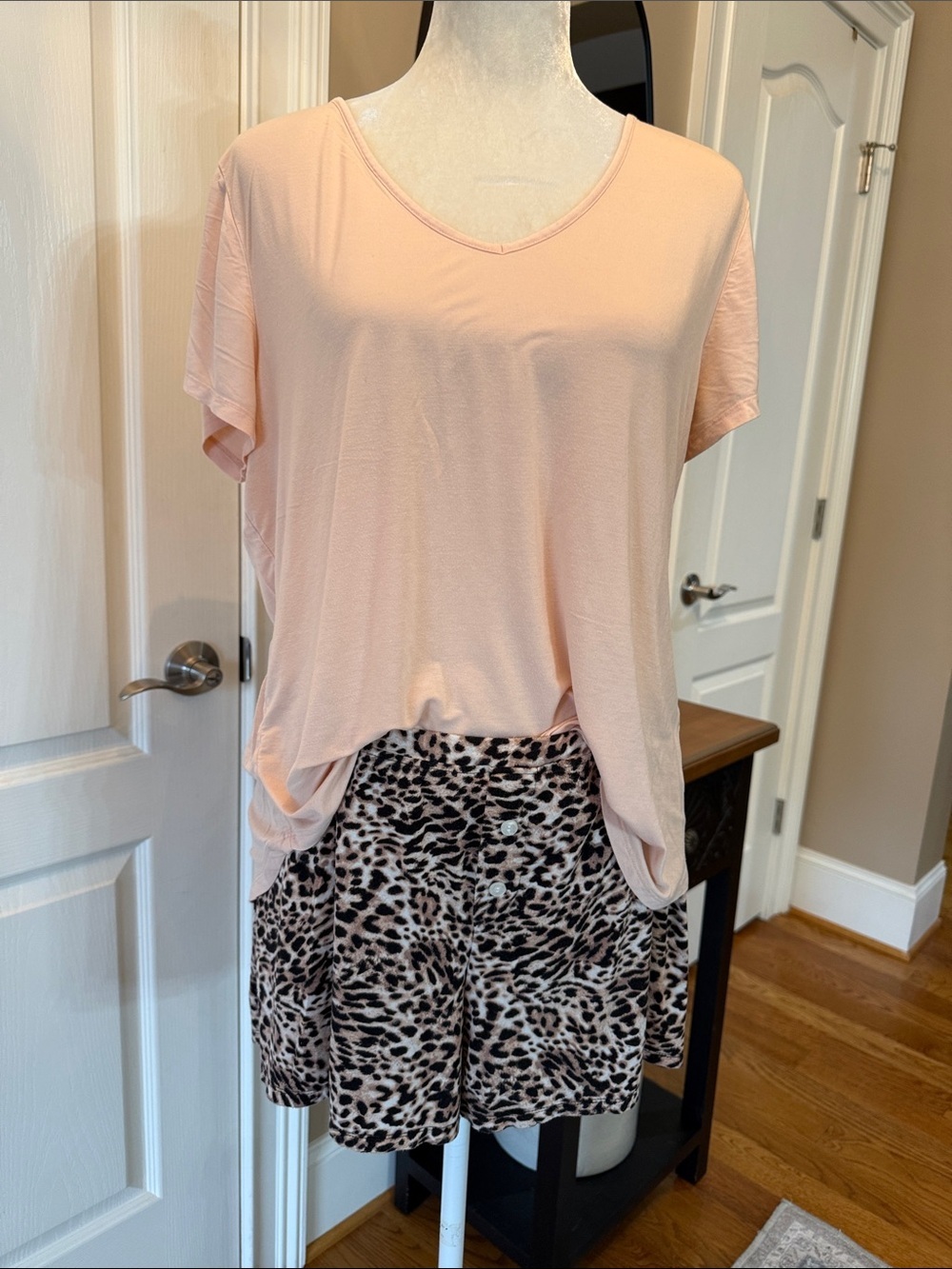 Soma Cool Nights Leopard Print Pajama Set Large Pink V-Neck Sleepwear